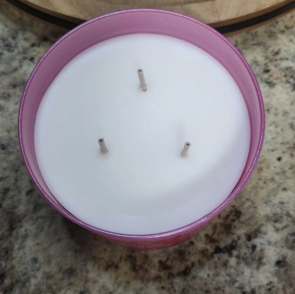 NIB "BIRTHDAY CAKE" 3 Wick Candle - Picture 3 of 3